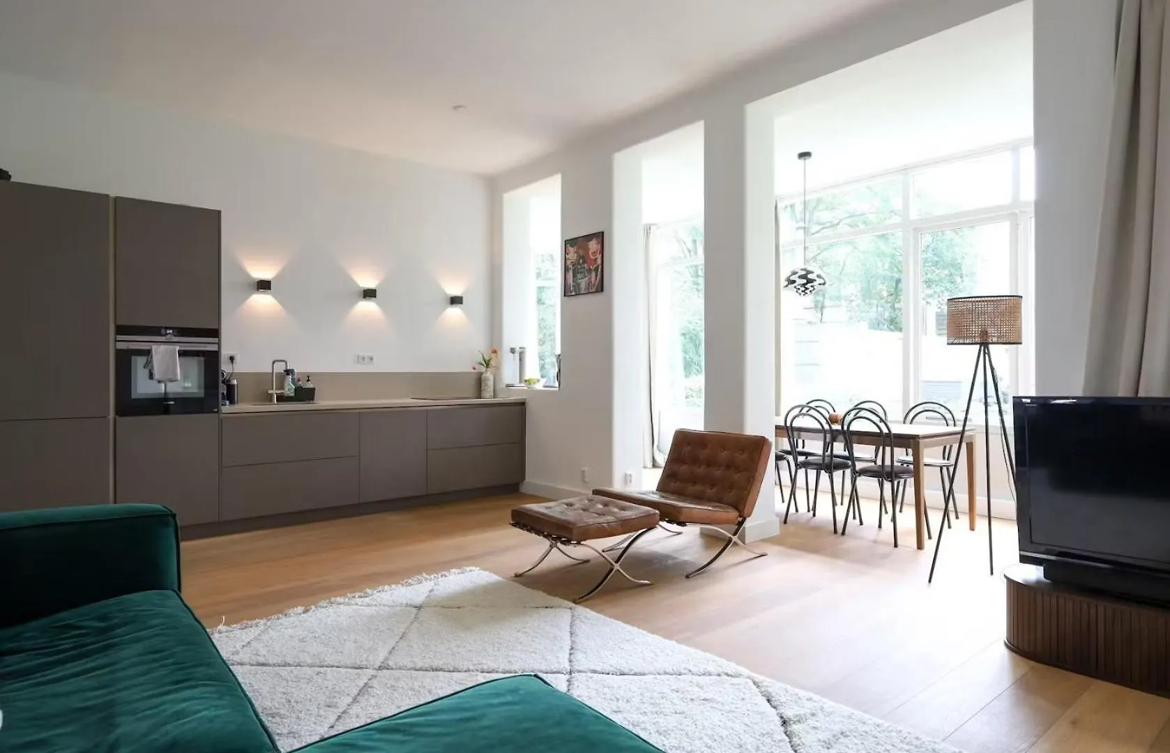 Cozy 2Bedrooms Apartment For Rent Amsterdam