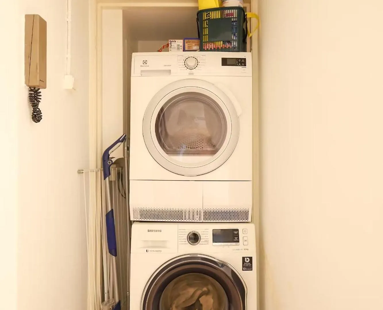 Cozy 2Bedrooms Apartment For Rent Amsterdam